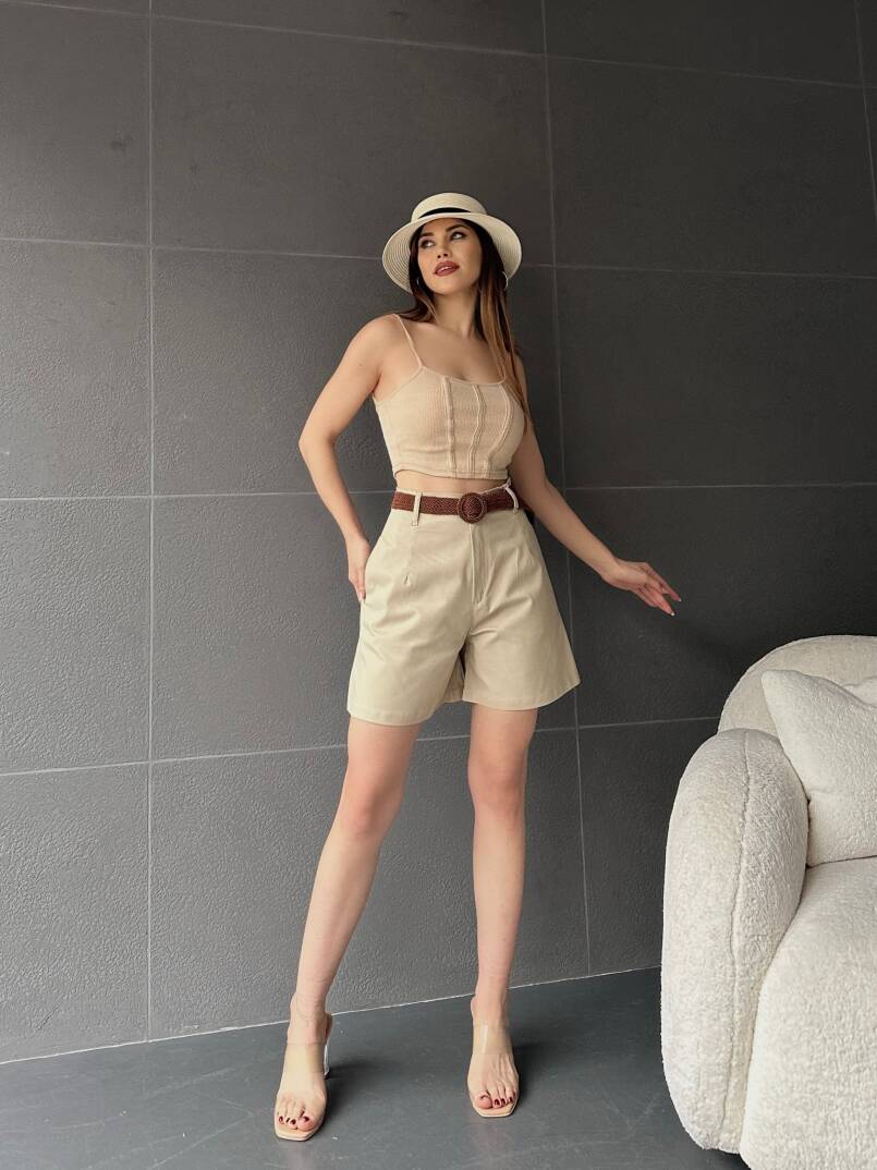 Beli Kemerli Geniş Paçalı Mom Şort - 2