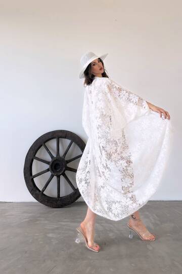 Çicek Desenli Uzun Güpür Kimono - 5