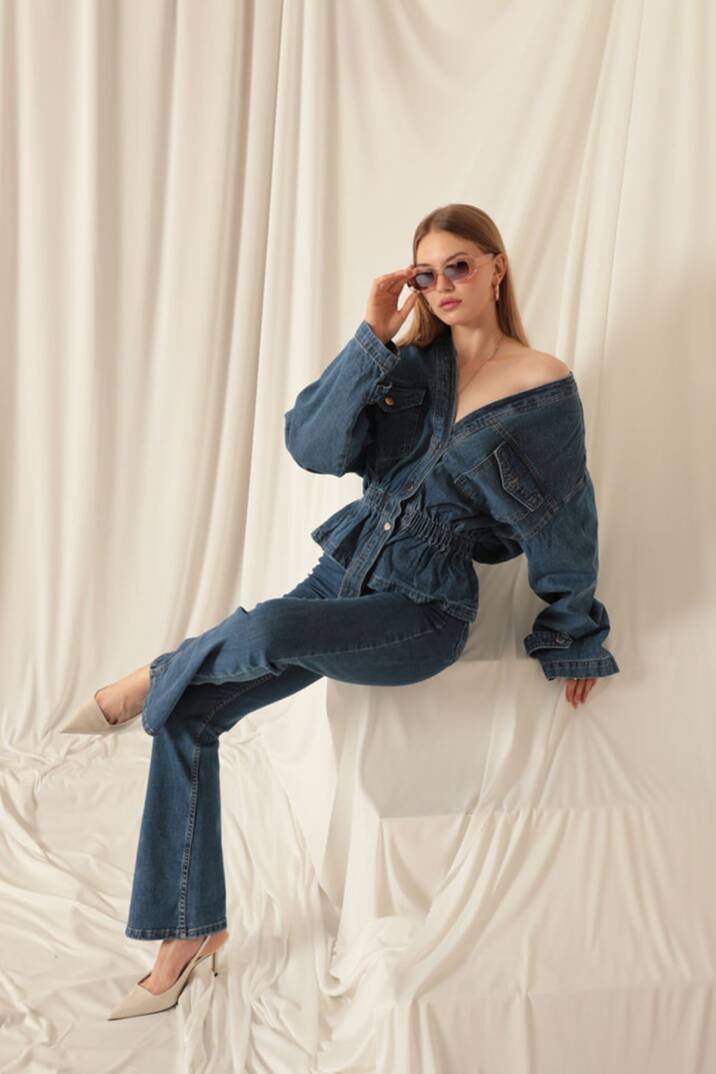 Denim Kumaş Beli Lastikli Kadın Mavi Kot Ceket - 1