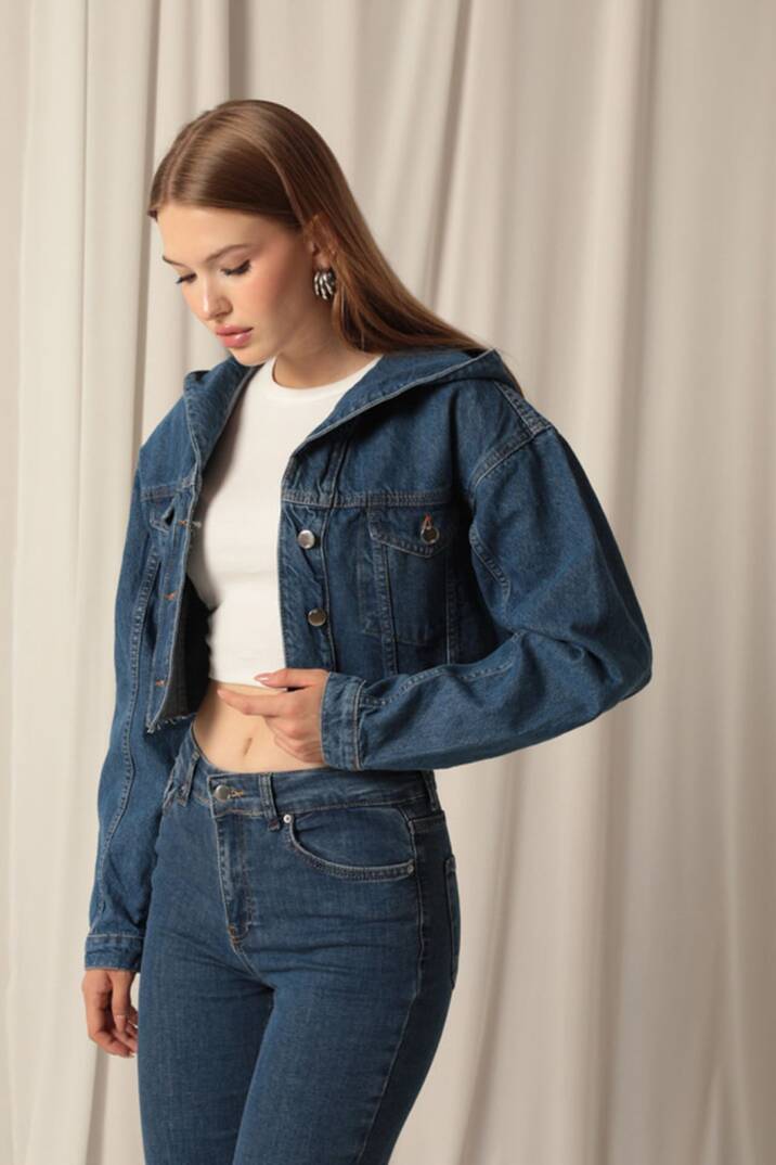 Denim Kumaş Kapüşonlu Kısa Kadın Lacivert Kot Ceket - 4