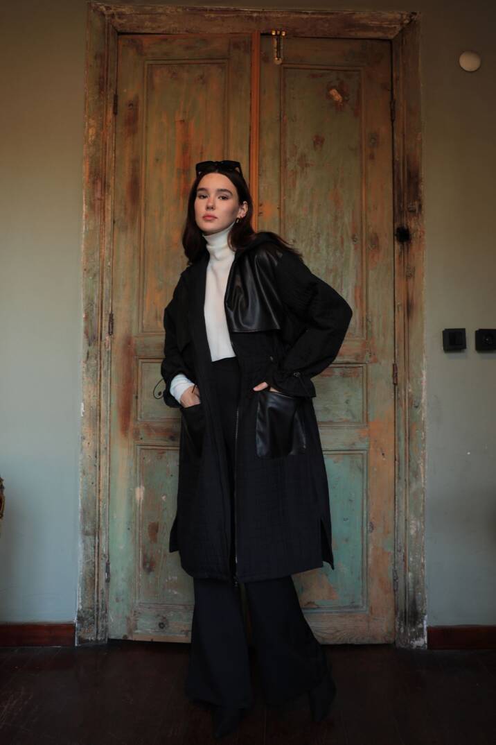 Deri Kumaş Garni Detay Jakar Kadın Trençkot-Siyah - 5