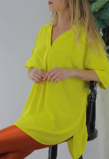 Dokuma V yaka Bluz Sarı - 1297.85 - 3