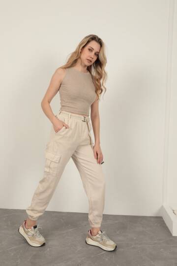 Gabardin Kumaş Kemerli Kargo Kadın Pantolon-Bej