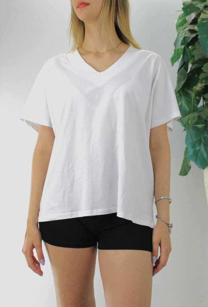 Geniş V yaka Tişört Beyaz - 1090.35 - 1