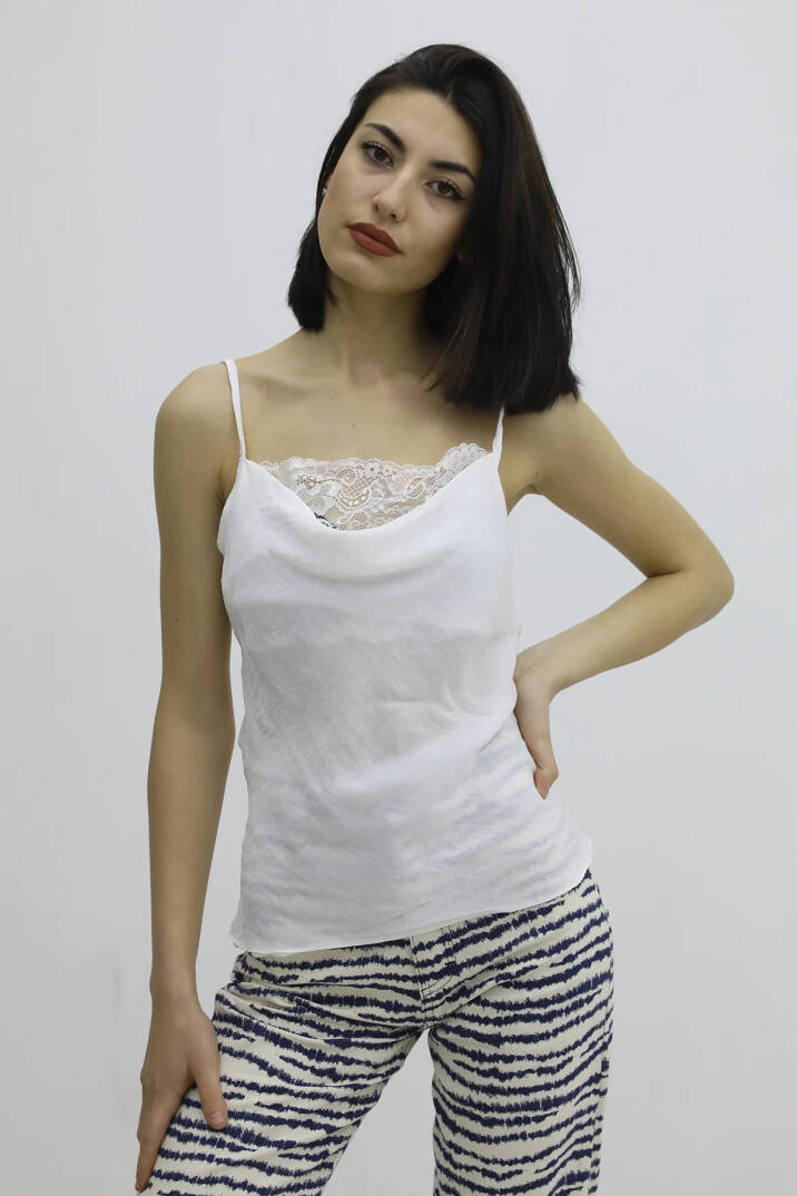 İp Askılı Dantel İşlemeli Bluz Ekru - P-019808 - 1