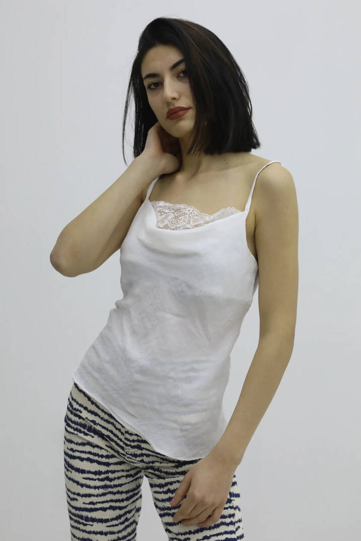 İp Askılı Dantel İşlemeli Bluz Ekru - P-019808 - 2