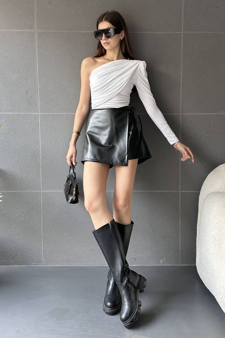 İp Bağlamalı Deri Şort Etek - 4