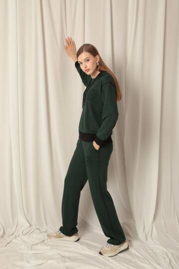 Modal Kumaş Nakışlı Garnili Kadın Zümrüt Yeşil Takım - 3