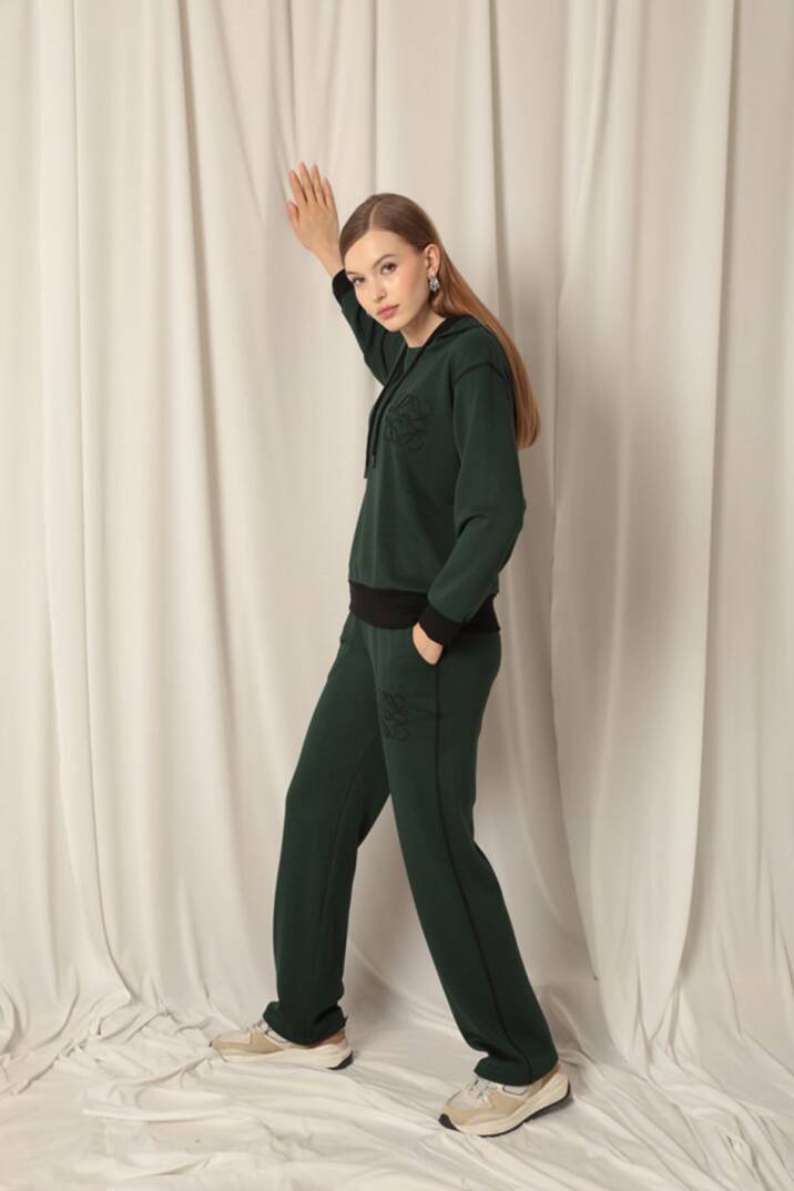 Modal Kumaş Nakışlı Garnili Kadın Zümrüt Yeşil Takım - 3