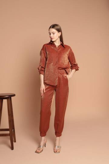 Parlak Kumaş Kadın Takım-Kahve - 5