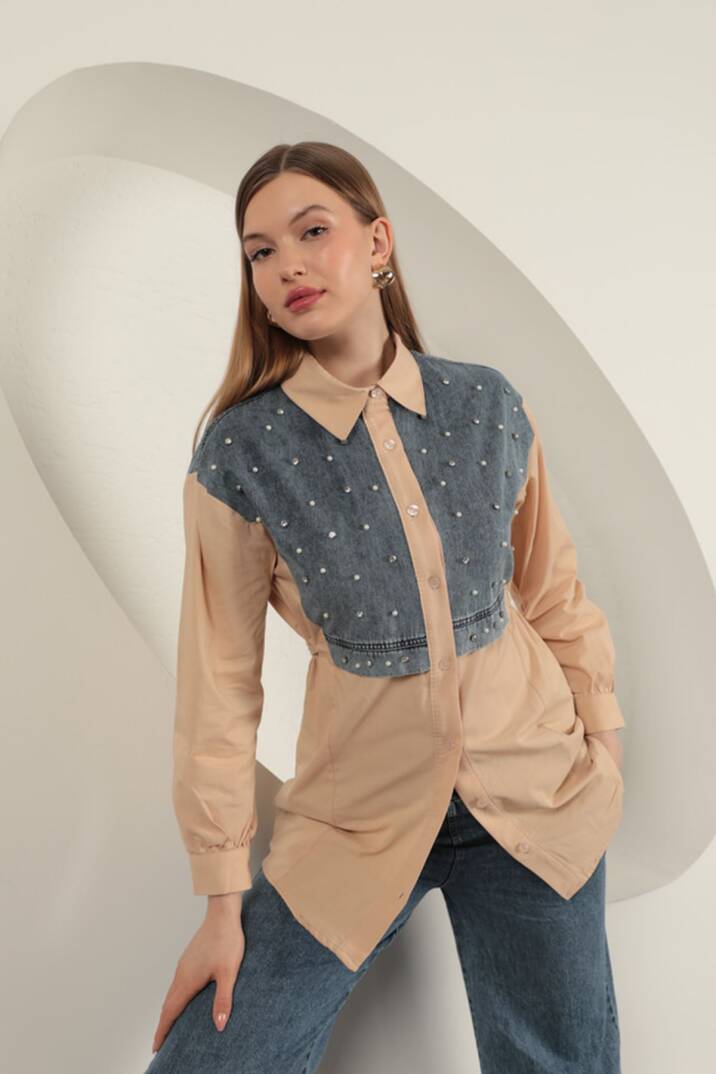 Poplin Kumaş Önü İnci Detaylı Bej Kadın Gömlek - 1