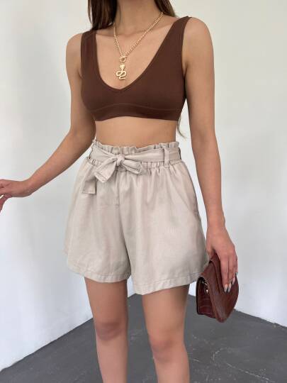 Rahat Kesim Beli Büzgülü Cepli Şort - 3