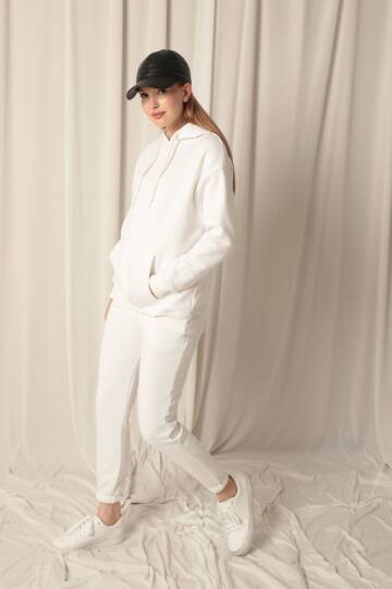 Üç İplik Kumaş Kanguru Cep Kapüşonlu Kadın Ekru Sweat - 4