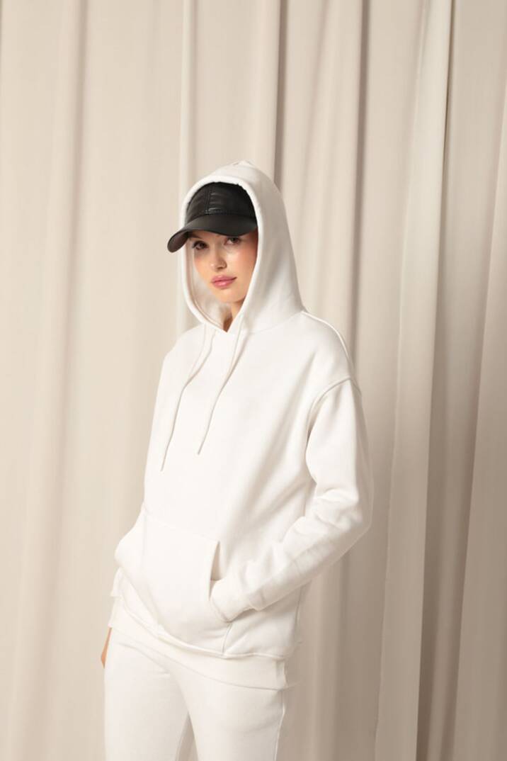 Üç İplik Kumaş Kanguru Cep Kapüşonlu Kadın Ekru Sweat - 5