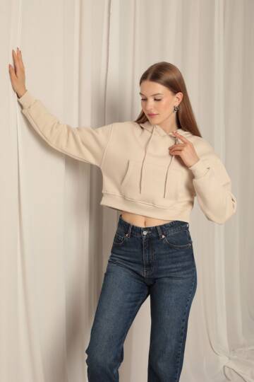 Üç İplik Kumaş Kapüşonlu Kısa Kadın Bej Sweat - 2
