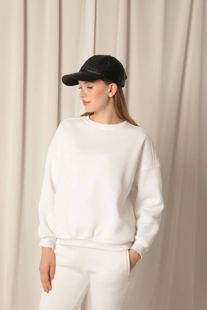 Üç İplik Sıfır Yaka Çimalı Kadın Ekru Sweat - 5