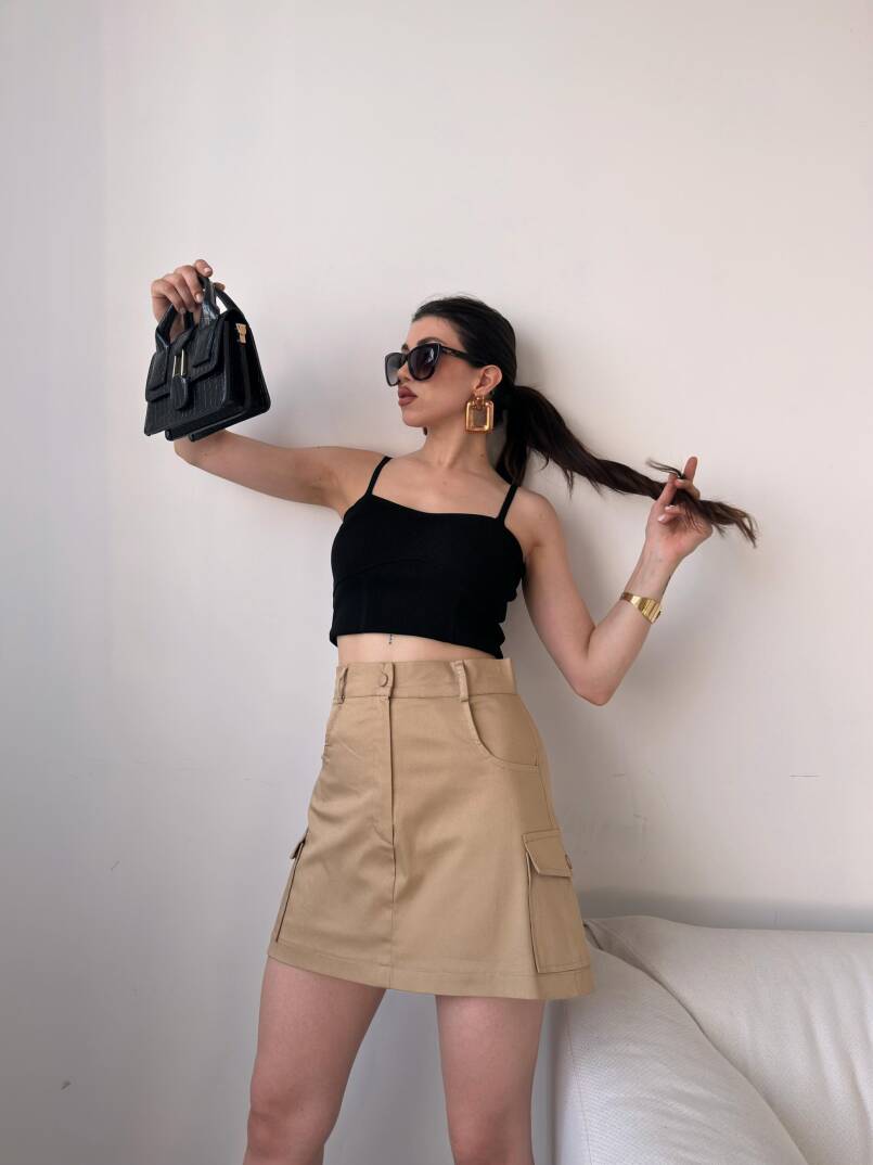 Yüksek Bel Cep Detaylı Gabardin Şort Etek - 4